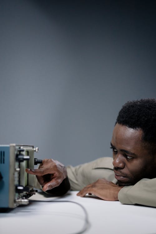 Ocean Treasures: How Marine Natural Products Are Revolutionizing Cancer Treatment 